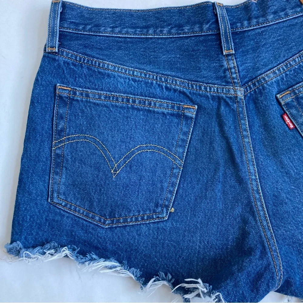Levi’s 501 Premium Buttonfly Raw Hem Jean Shorts Size 29
